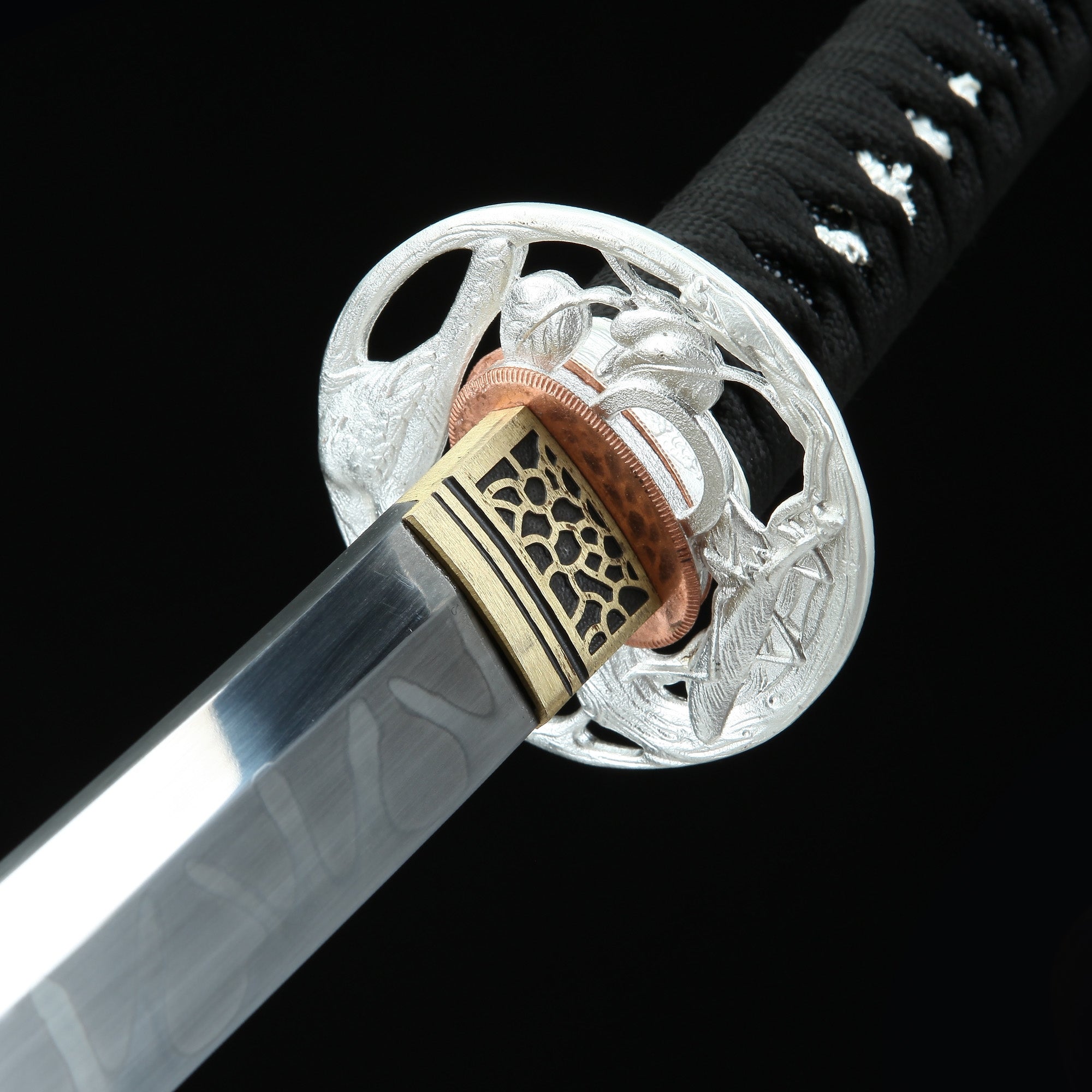 Handmade Japanese Katana Sword T10 Folded Clay Tempered Steel With Black Scabbard