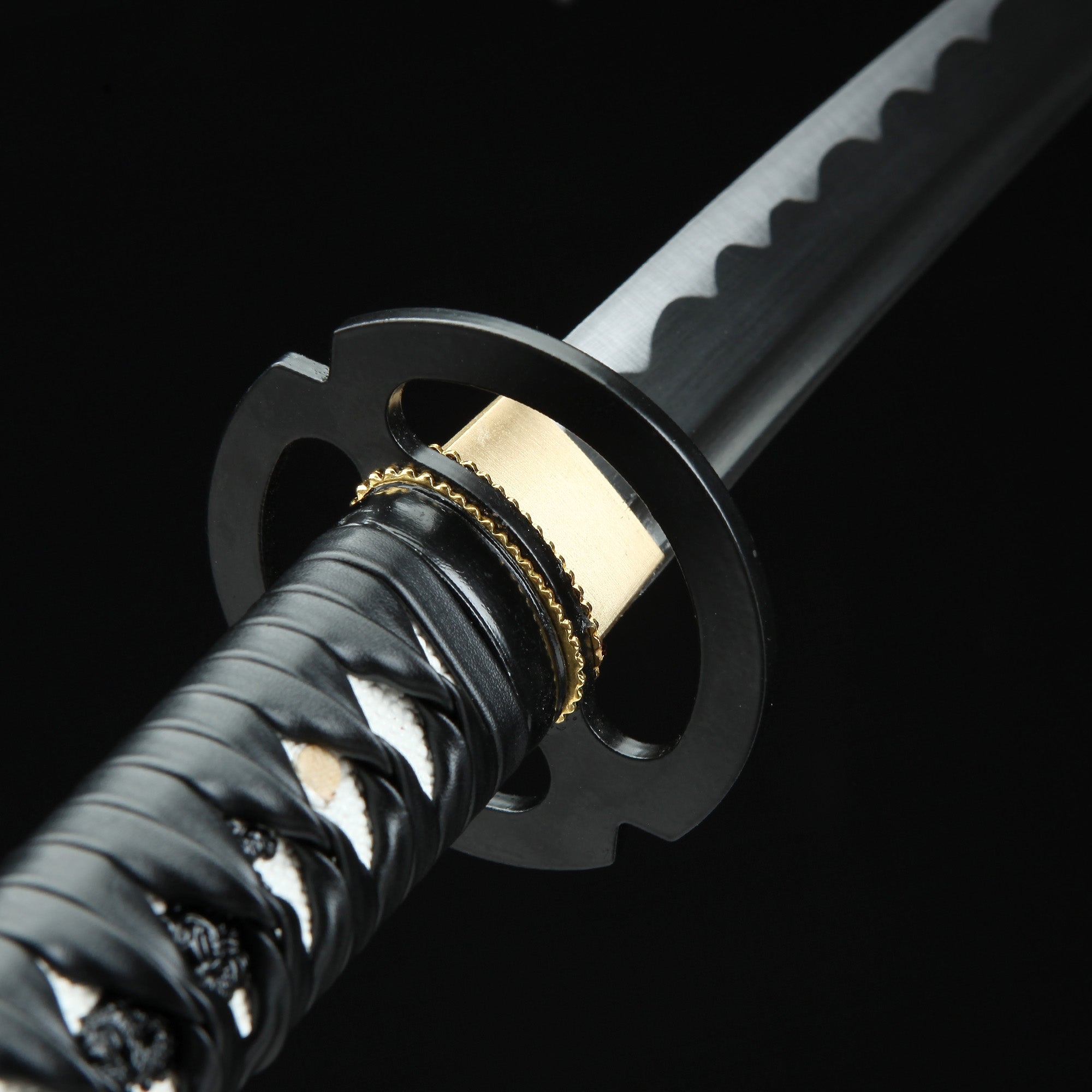 Handmade Japanese Katana Sword 1060 Carbon Steel With Black Scabbard