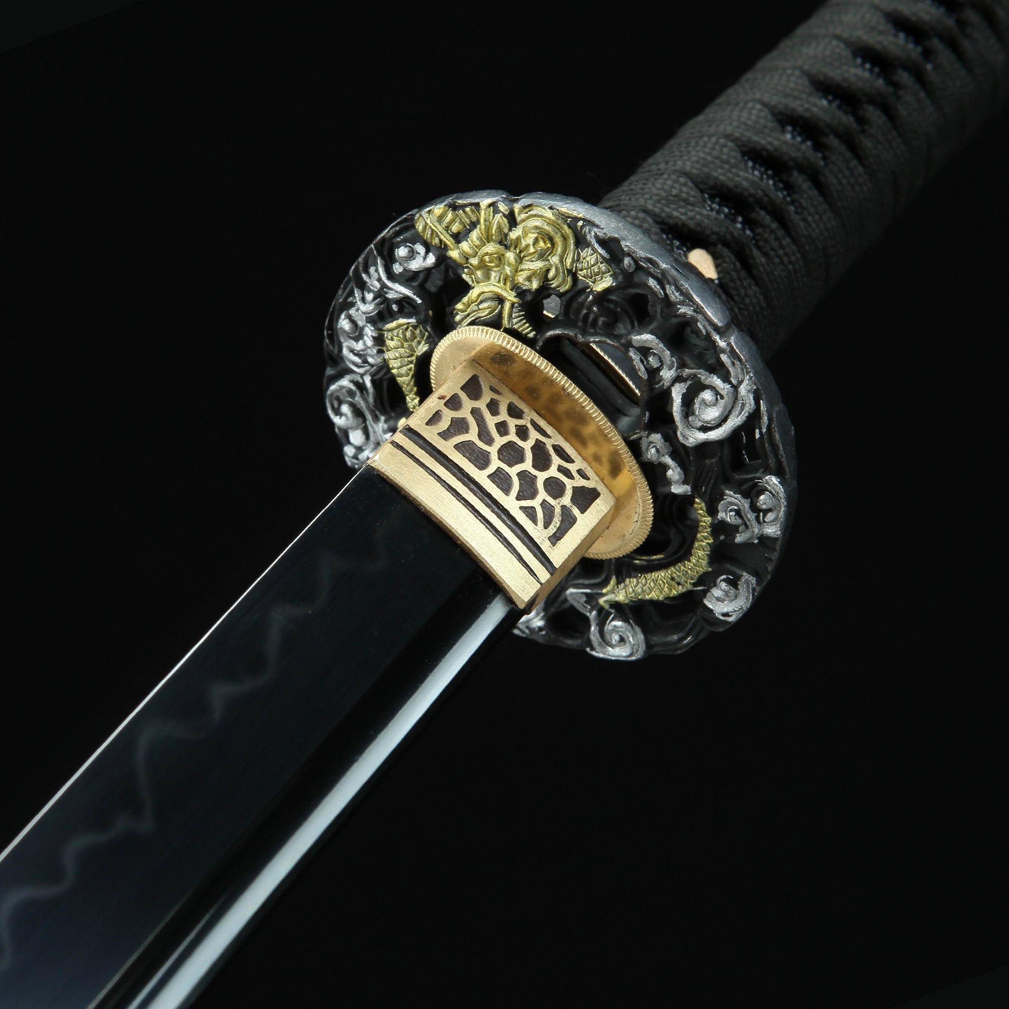 Handmade Japanese Katana Sword T10 Folded Clay Tempered Steel With Black Scabbard