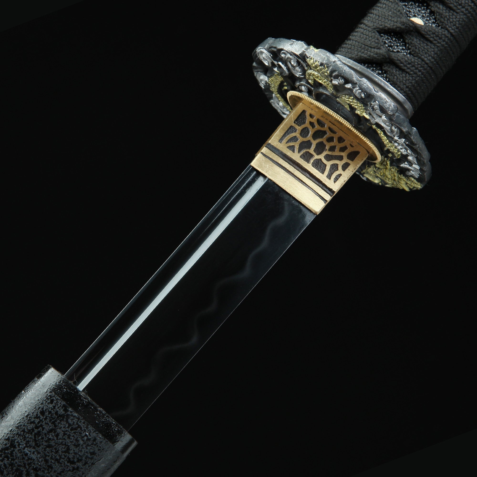 Handmade Japanese Katana Sword T10 Folded Clay Tempered Steel With Black Scabbard