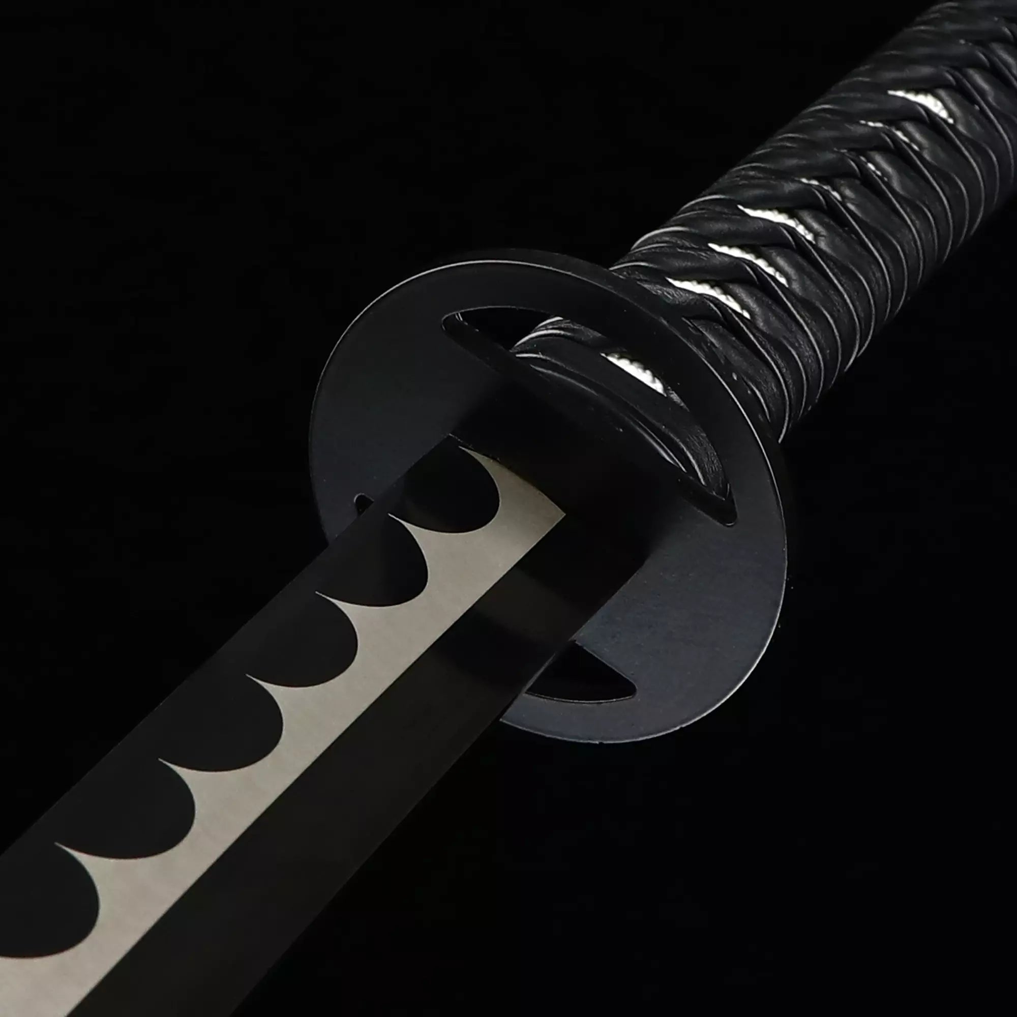 Handmade Japanese Nihonto Katana Sword Full Tang With Black Scabbard