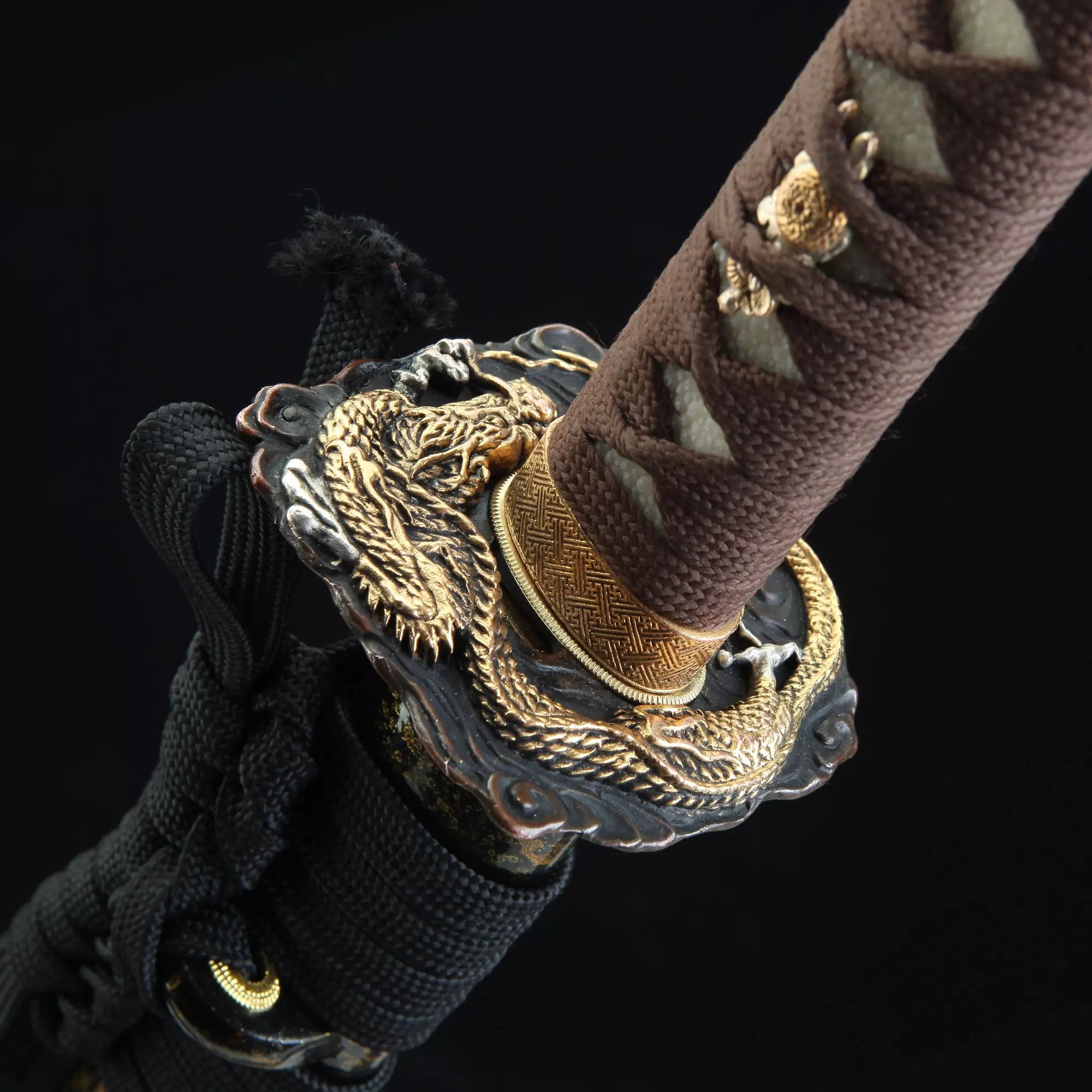 Handmade Japanese Katana Sword Clay Tempered With Dragon Tsuba