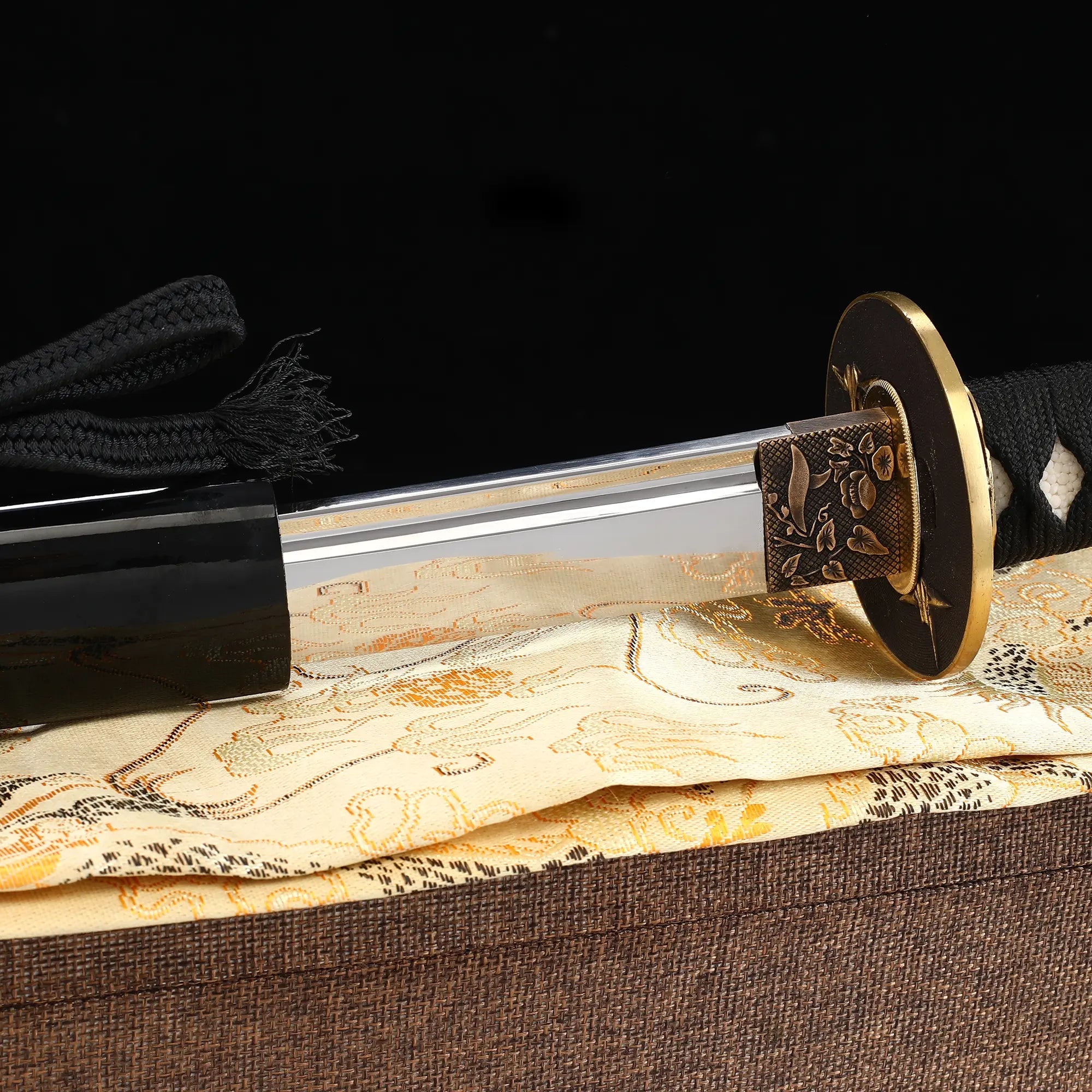 Handmade Japanese Katana Sword 1095 Carbon Steel With Hand-sharpened Blade