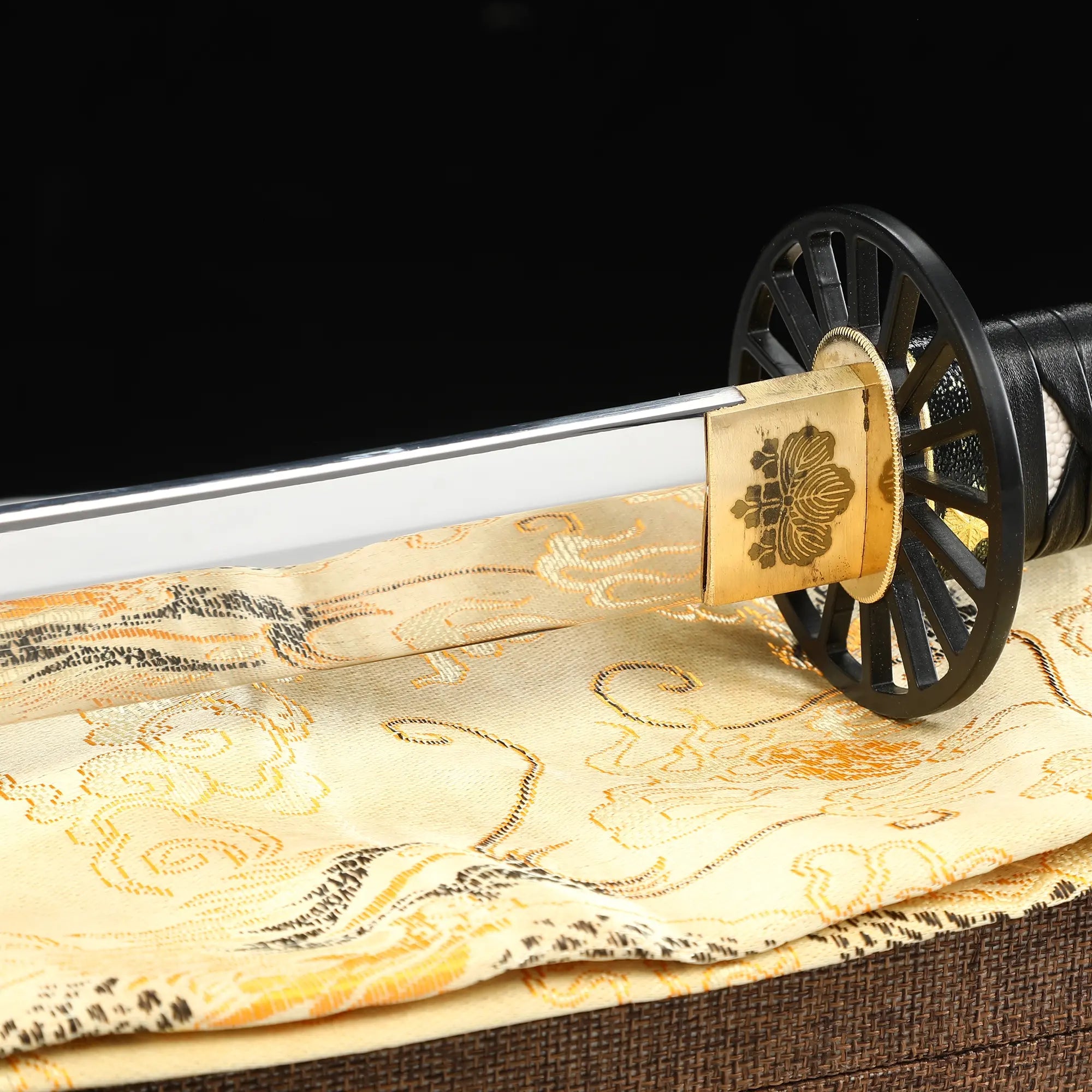 Handcrafted Full Tang Japanese Samurai Sword 1095 Carbon Steel With Black Scabbard