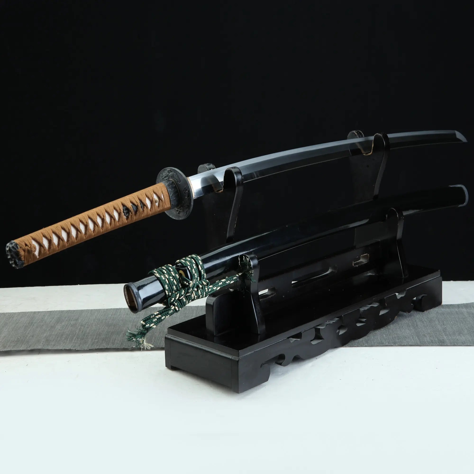 High-performance Handcrafted Katana Sword Tamahagane Steel With Real Hamon Blade