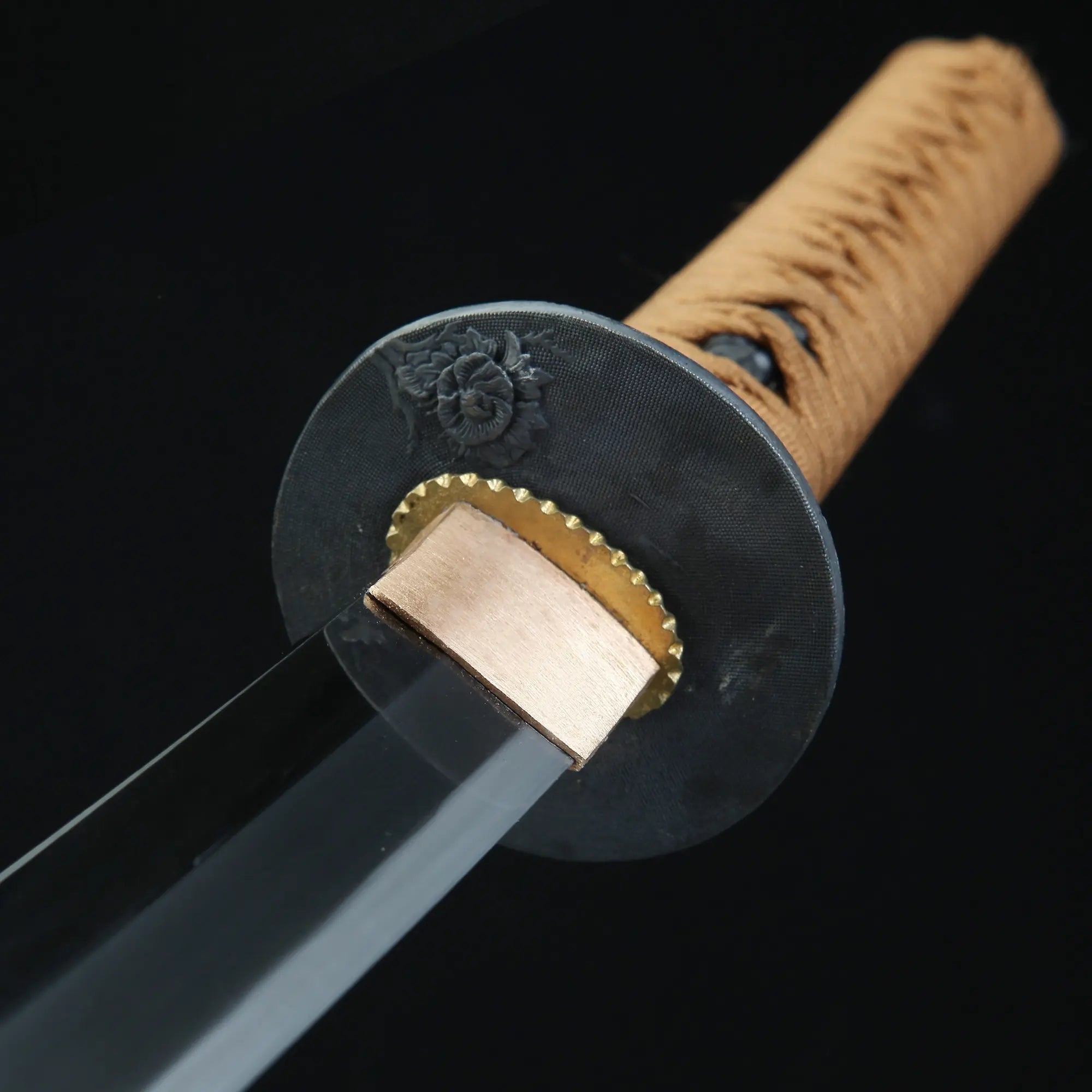 High-performance Japanese Katana Sword Tamahagane Steel With High Polish Blade