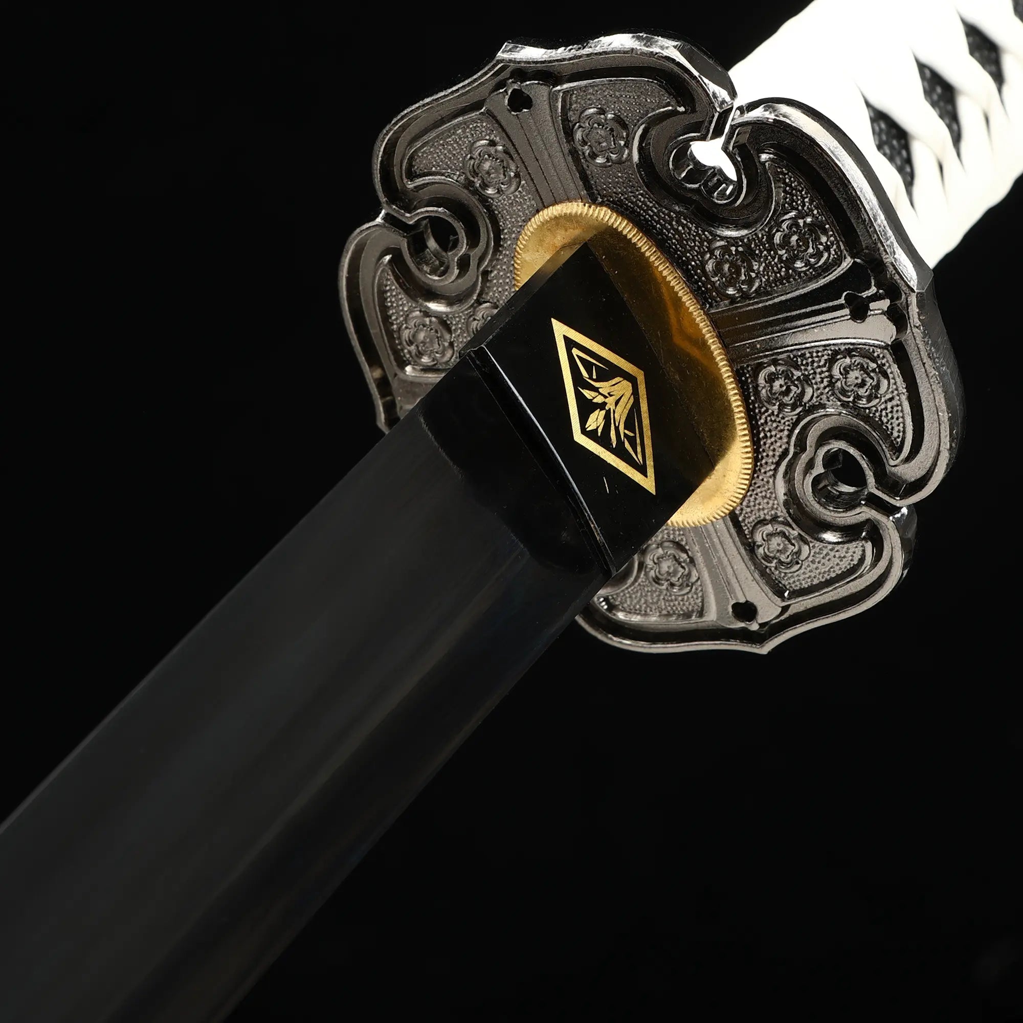 Handcrafted 1095 Carbon Steel Japanese Katana Sword With Black Blade