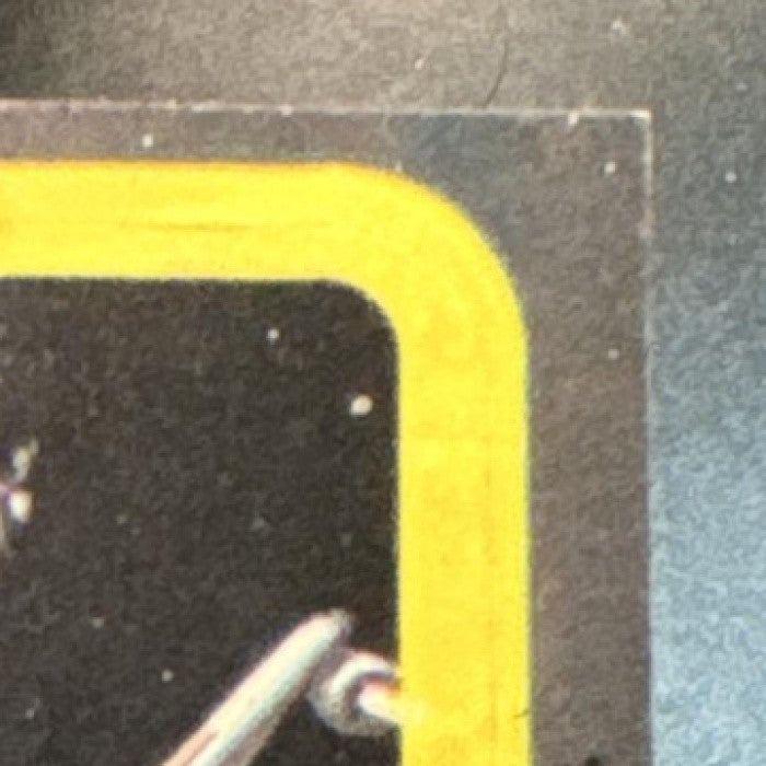 1977 Topps Star Wars Battle in outer space! #11 Yellow - Non-Sports Cards