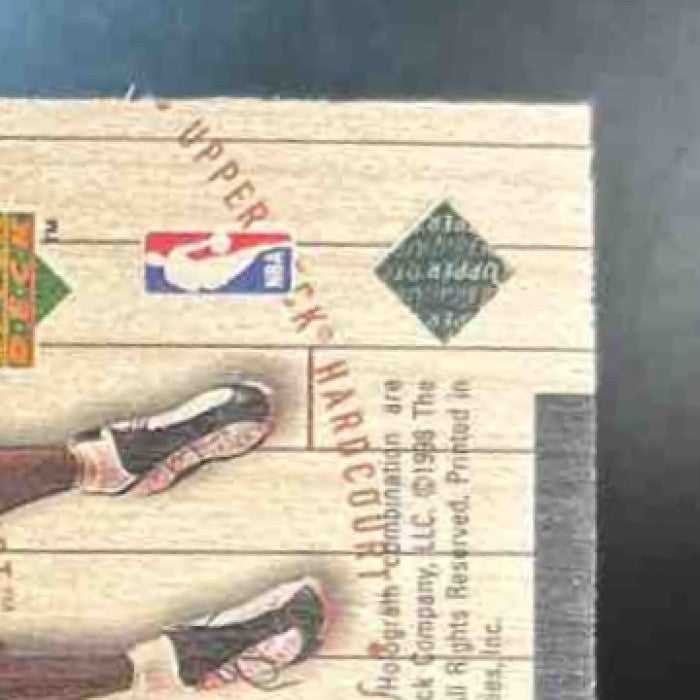1998 Upper Deck Hardcourt Antoine Walker Michael Jordan Holding Court Red /2300 - Sports Cards