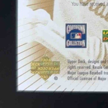 2005 Ultimate Signature Decades Keith Hernandez Autograph St. Louis Cardinals - Sports Cards