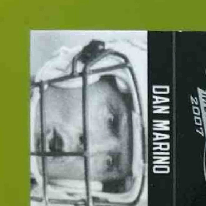 2007 Absolute Memorabilia Dan Marino Tools of the Trade Black /50 #147 Dolphins - Sports Cards