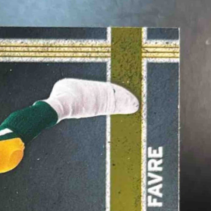 2007 Playoff Contenders Brett Favre MVP Gold Holofoil /250 Green Bay Packers - Sports Cards
