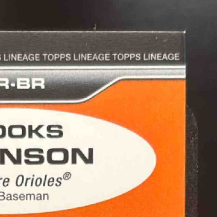 2011 Topps Lineage Brooks Robinson 1975 Mini Relics #75R-BR Baltimore Orioles - Sports Cards