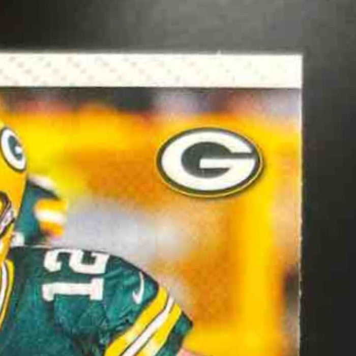 2012 Panini Prizm Aaron Rodgers Prizm (refractor)(silver) #69 Green Bay Packers - Sports Cards