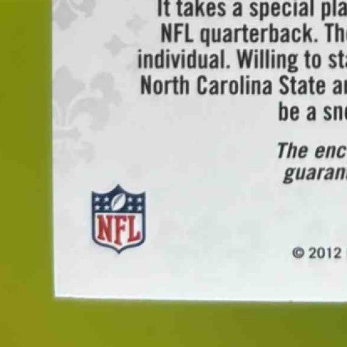 2012 Rookies & Stars Russell Wilson Crusade Materials Red 140/199 #5 RC Seahawks - Sports Cards