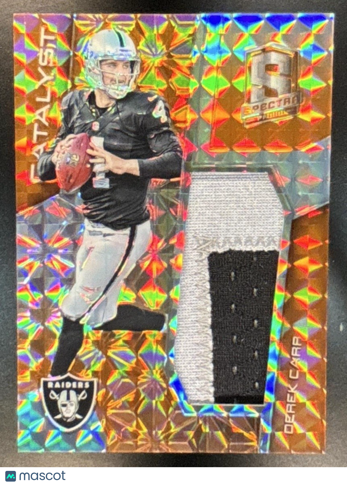 2016 Panini Spectra Derek Carr Catalysts Patch Neon Orange 3/3 Oakland Raiders - Sports Cards