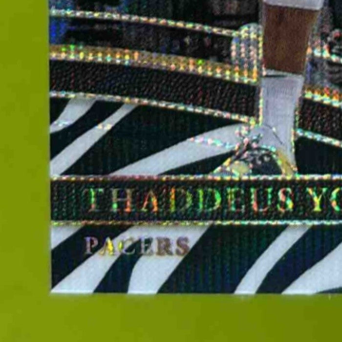 2017-18 Panini Select Thaddeus Young Zebra Prizms #226 Courtside Indiana Pacers - Sports Cards