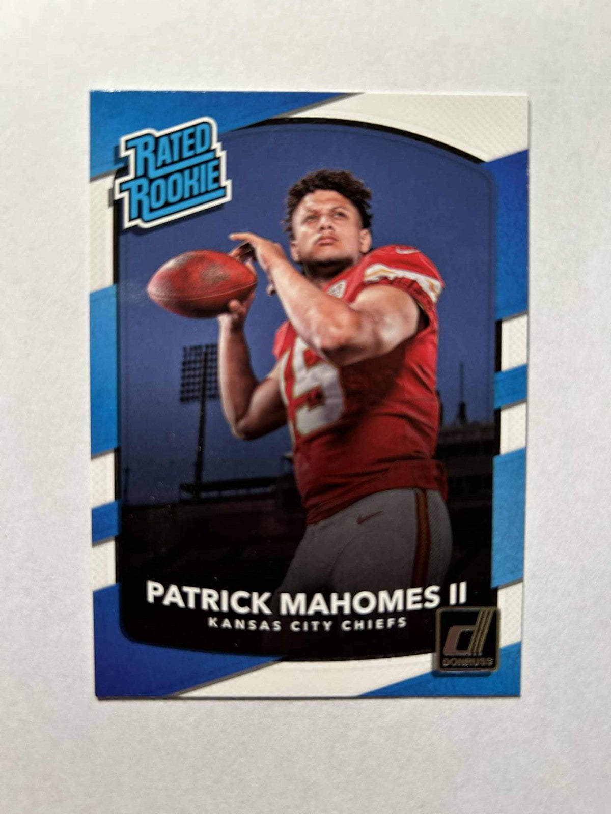 2017 PANINI DONRUSS NFL Football Trading Card Set with Rookie Threads Card - Sealed Boxes