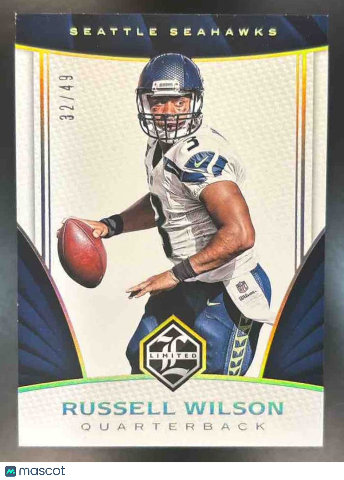 2017 Panini Limited Russell Wilson Gold Spotlight /49 #98 Seattle Seahawks - Sports Cards