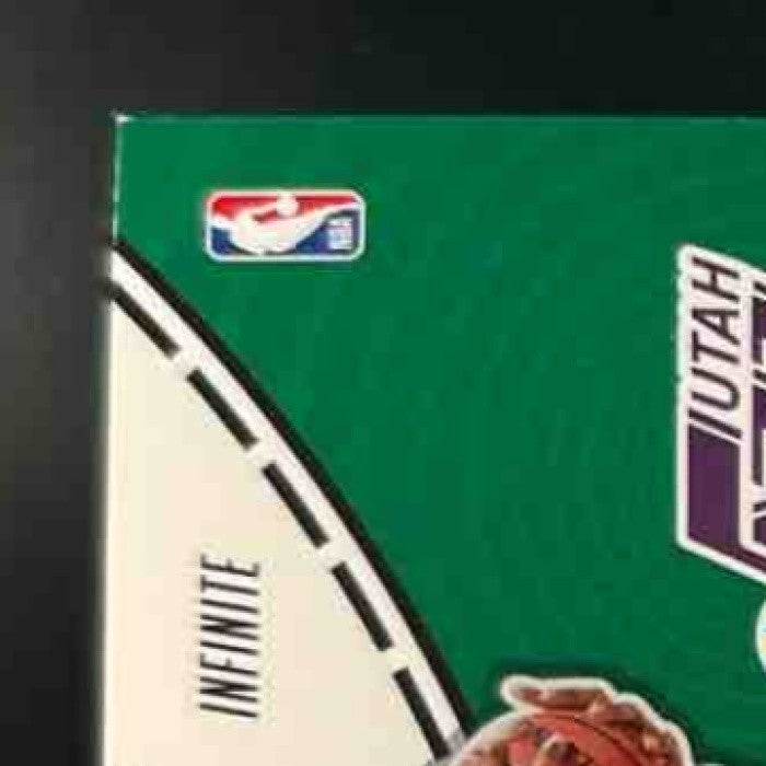 2020-21 Panini Revolution Karl Malone Auto Infinite /25 Utah Jazz - Sports Cards