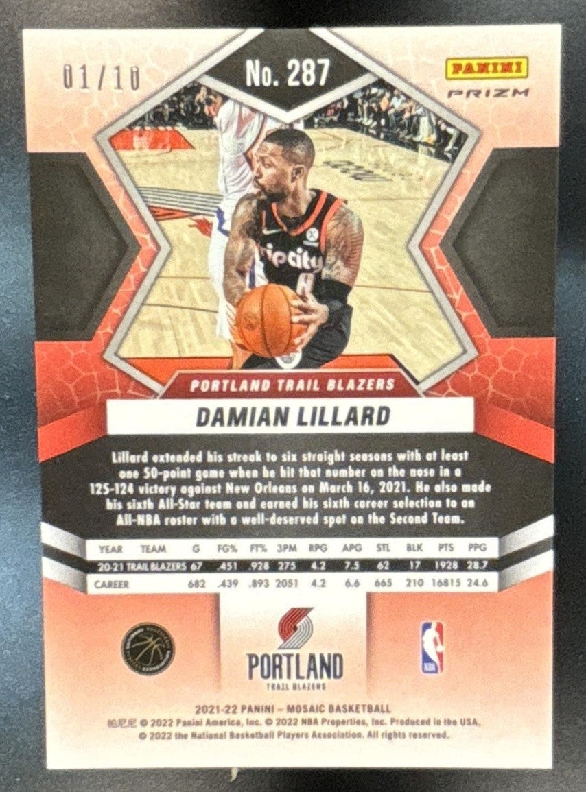 2021-22 Panini Mosaic Damian Lillard Gold 1/10 #287 Portland Trail Blazers - Sports Cards