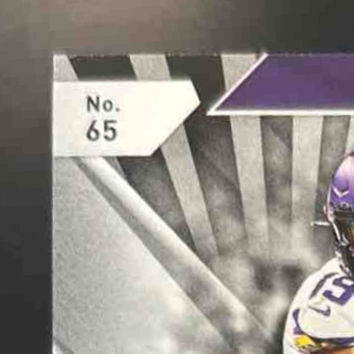 2021 Panini XR Adam Thielen Blue /199 #65 Minnesota Vikings - Sports Cards