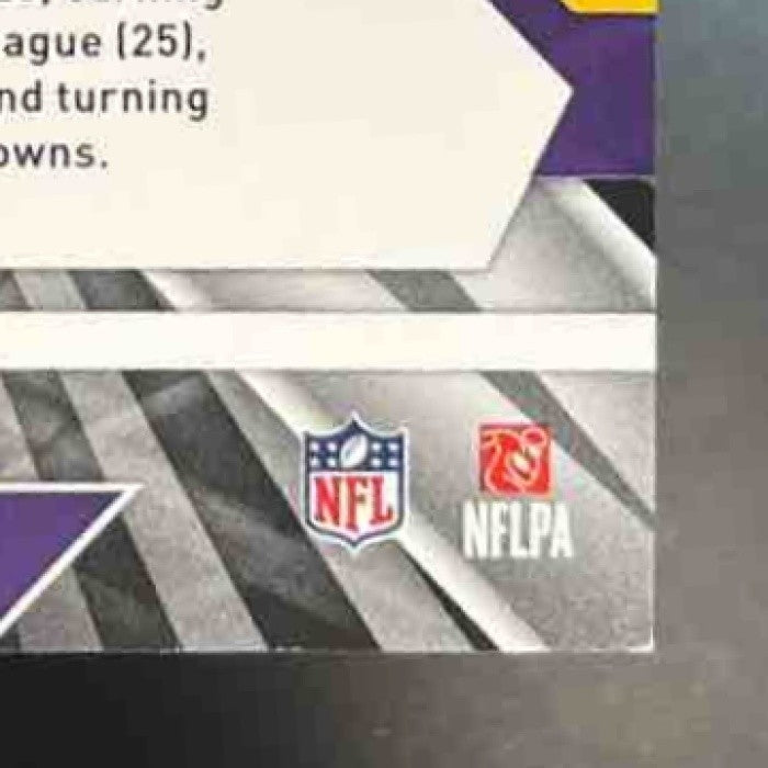 2021 Panini XR Adam Thielen Blue /199 #65 Minnesota Vikings - Sports Cards