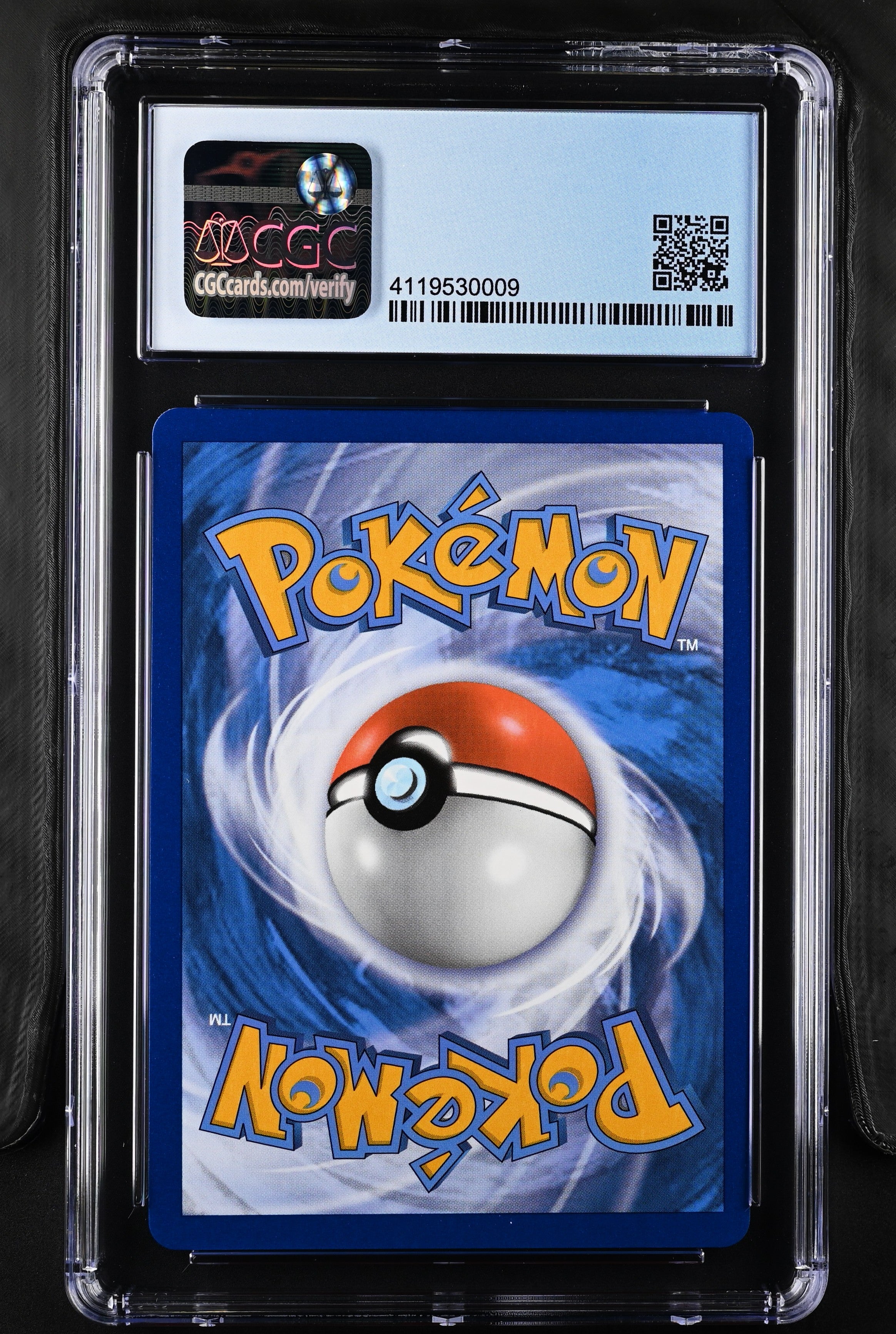 2021 Pokemon Evolving Skies Flareon VMAX #018/203 CGC 9 - Graded TCG/CCG