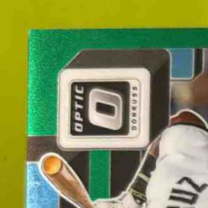 2022 Donruss Optic Bryan De La Cruz Green Auto /99 RC Miami Marlins - Sports Cards