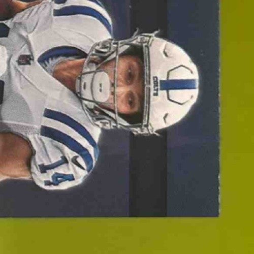 2022 Panini Chronicles Alec Pierce Essentials Auto 59/199 RC Indianapolis Colts - Sports Cards