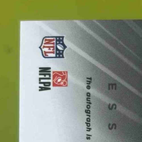 2022 Panini Chronicles Alec Pierce Essentials Auto 59/199 RC Indianapolis Colts - Sports Cards