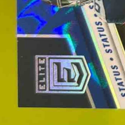 2022 Panini Donruss Elite Treylon Burks Status Explosion 347/499 #119 RC Titans - Sports Cards