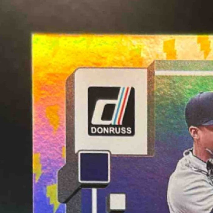 2022 Panini Donruss Gleyber Torres Voltage /25 #226 New York Yankees - Sports Cards