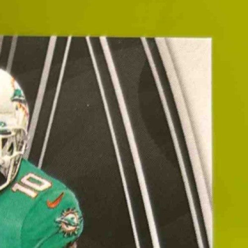 2022 Panini Spectra Tyreek Hill Wavelength Meta 13/25 #WVE 21 Miami Dolphins Sports Cards