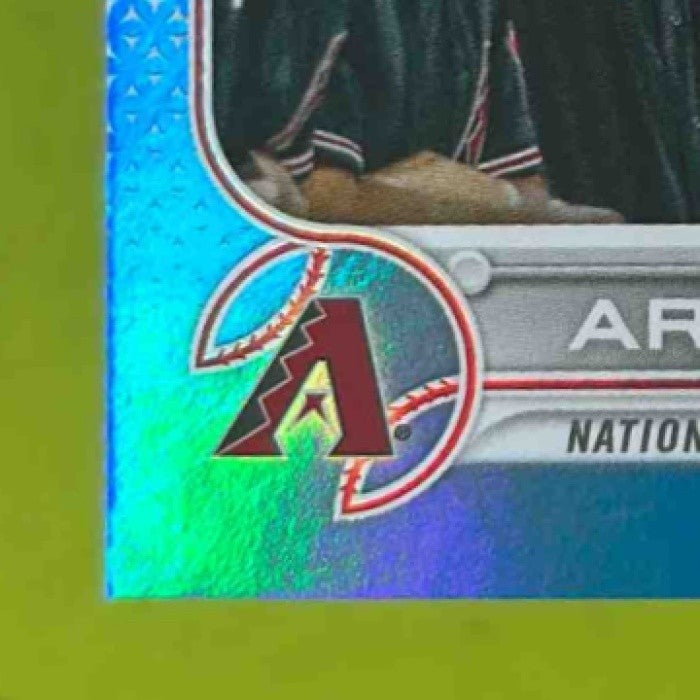 2022 Topps 1st Edition Eduardo Escobar Light Blue Foil /5 #207 Milwaukee Brewers - Sports Cards