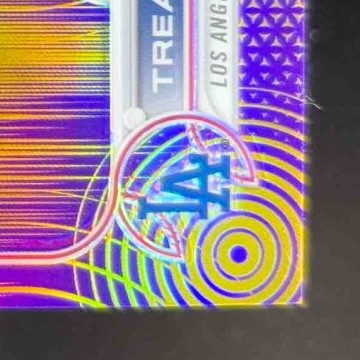 2022 Topps Chrome Sonic Trea Turner Purple/Yellow Pulse Refractor /299 Dodgers - Sports Cards