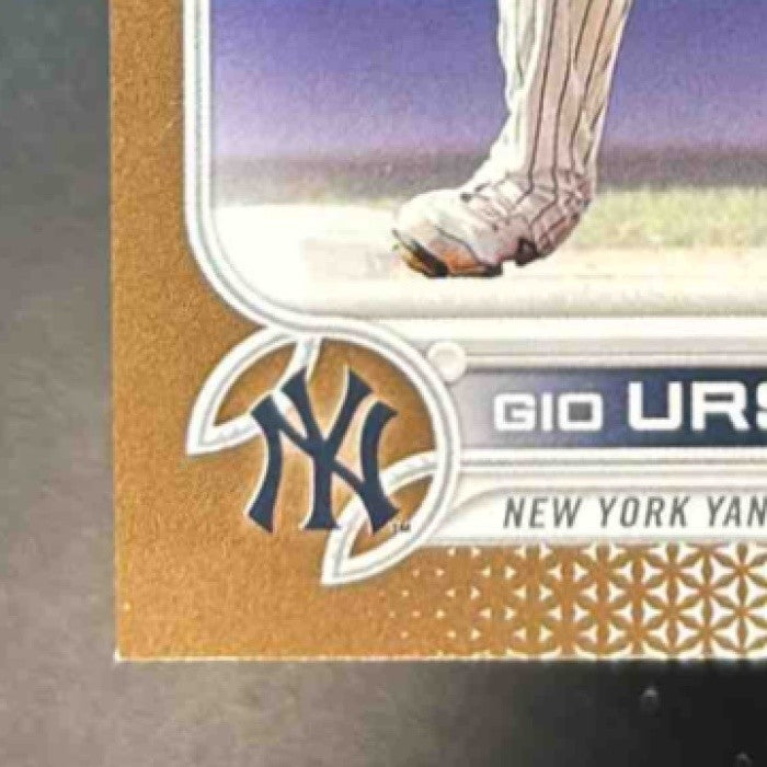 2022 Topps Gio Urshela Gold /2022 #23 New York Yankees - Sports Cards