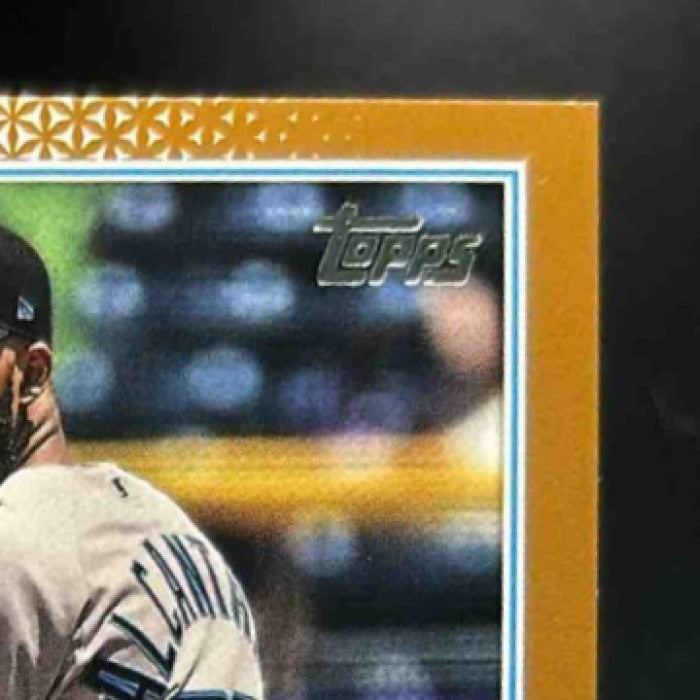 2022 Topps Sandy Alcantara Gold 1176/2022 #606 Miami Marlins - Sports Cards