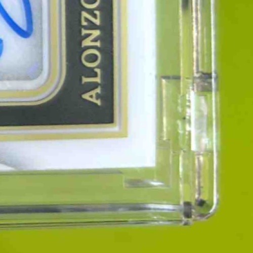 2023-24 Immaculate Alonzo Mourning Shadowbox Signatures 37/49 Auto Miami Heat - Sports Cards