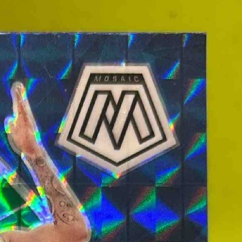 2023-24 Panini Mosaic Luka Doncic Elevate Green #2 Dallas Mavericks - Sports Cards