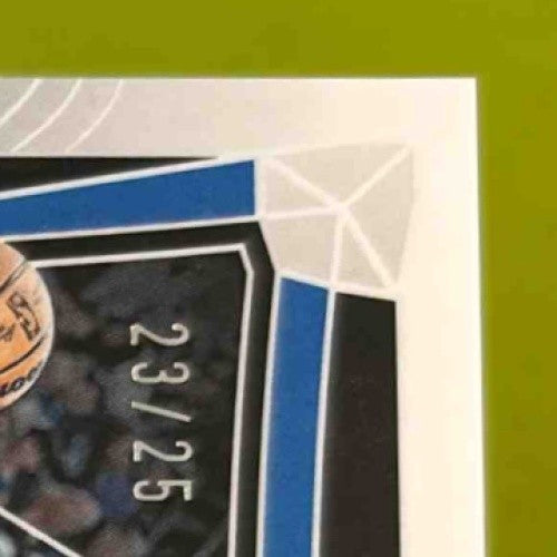 2023-24 Panini Obsidian Chet Holmgren Electric Etch Green 23/25 #30 Thunder - Sports Cards