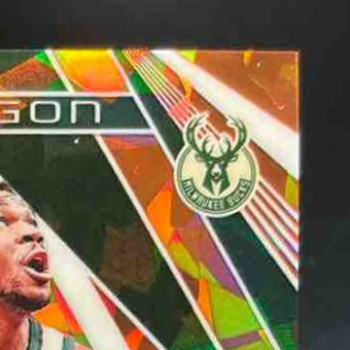 2023-24 Panini Phoenix Giannis Antetokounmpo Paragon Orange Ice /249 #10 Bucks - Sports Cards