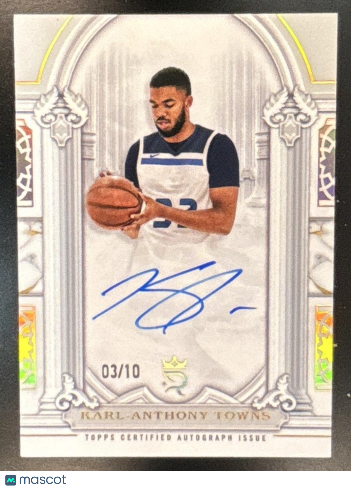 2023-24 Topps Royalty Collection Karl-Anthony Towns Pillar of Greatness Auto /10 - Sports Cards