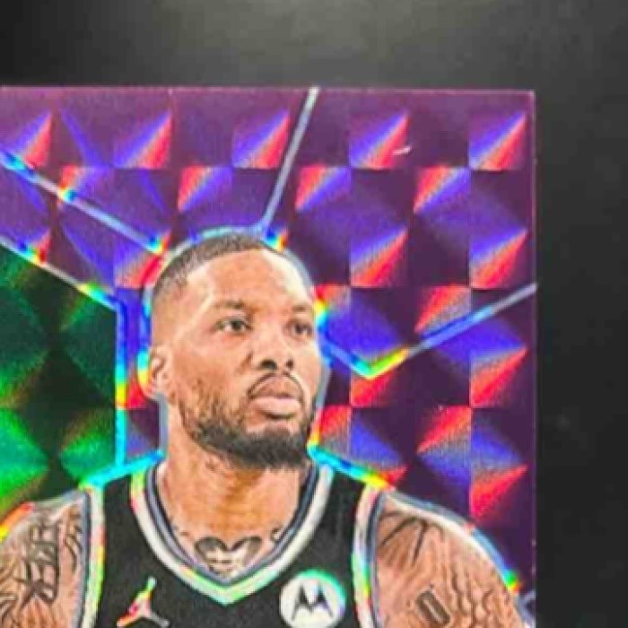 2024-25 Mosaic Damian Lillard Montage Purple Mosaic /99 #14 Milwaukee Bucks - Sports Cards