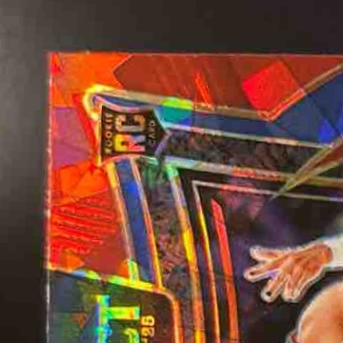 2024-25 Panini Select Jared McCain Red Cracked Ice #82 RC Philadelphia 76ers - Sports Cards
