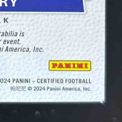 2024 Certified Devin Leary Freshman Fabric Signatures Red /199 Ravens - Sports Cards