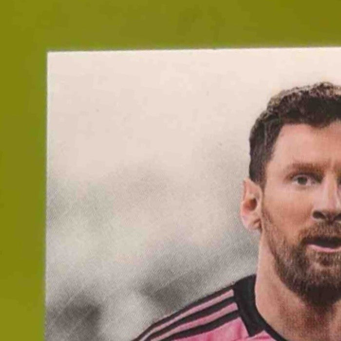 2024 Leaf In The Game Game Used Patch (PINK COLOR MATCH) Lionel Messi MEM - Sports Cards