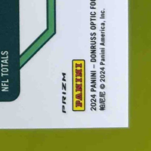 2024 Panini Donruss Optic Roquan Smith Electricity 32/75 #17 Baltimore Ravens - Sports Cards