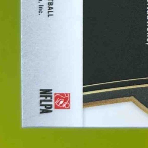 2024 Panini Select Brock Bowers Green and Yellow Prizm Shock #31 RC Raiders - Sports Cards