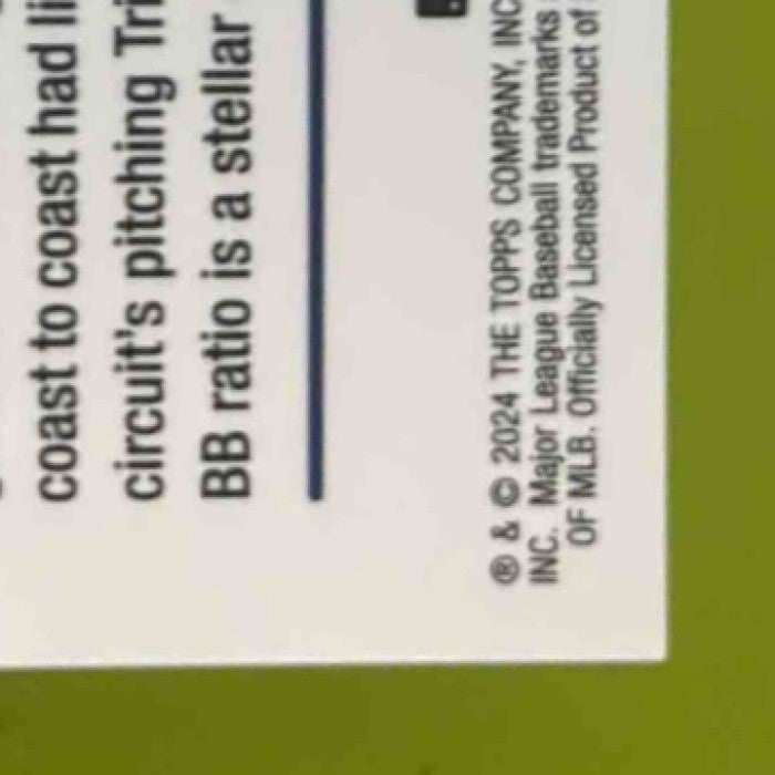 2024 Topps Chrome Update Yoshinobu Yamamoto Variation Green Speckle /99 RC - Sports Cards